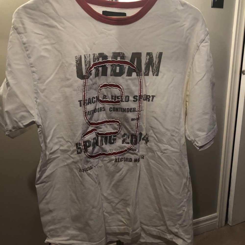 Urban Behavior men’s embroidered tee defect SZ M!